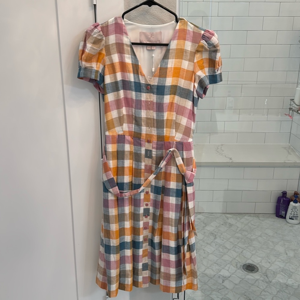 NWT Gal Meets Glam dress